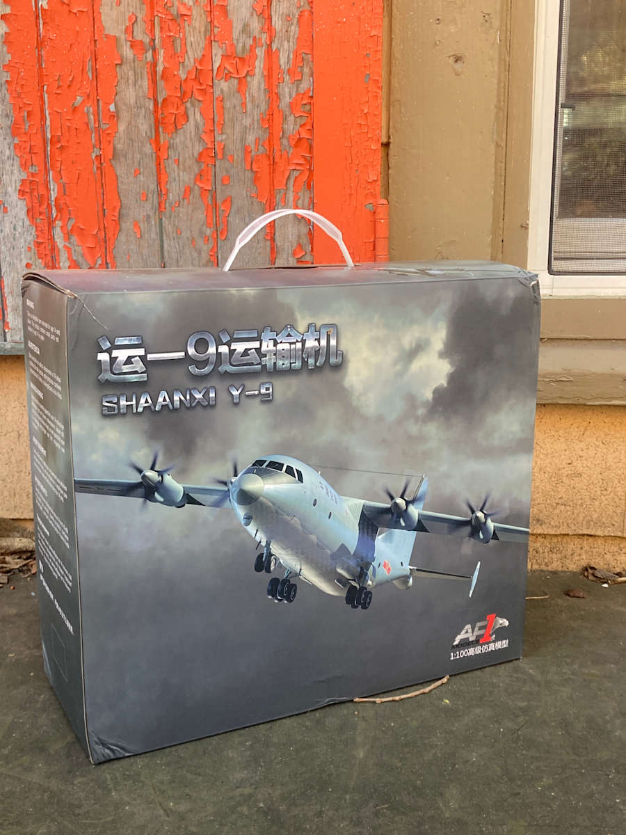 Shaanxi Y-9 AF1 die cast plane, Image 4.