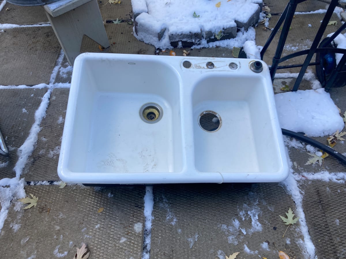 Cast Iron Enamel sink 