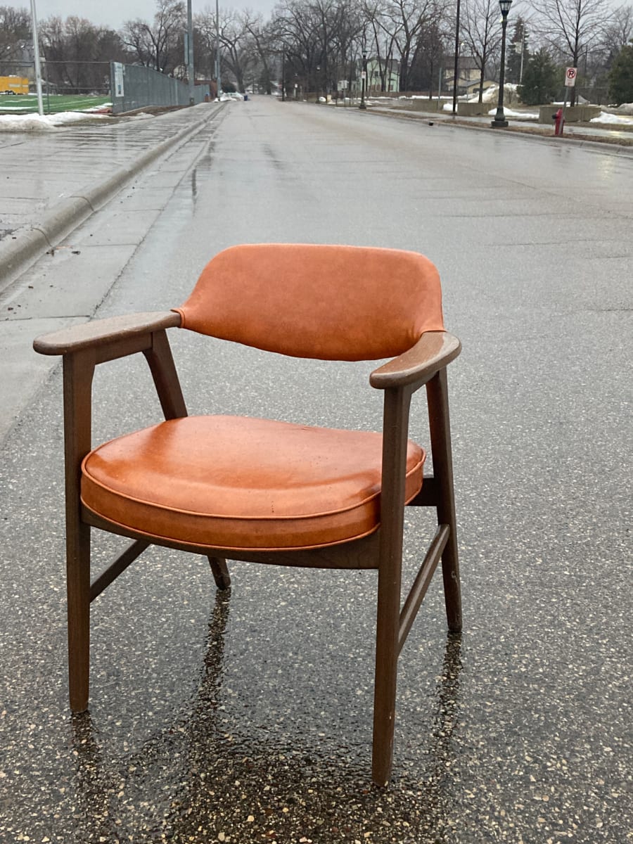 set of 6 mid century modern chairs 