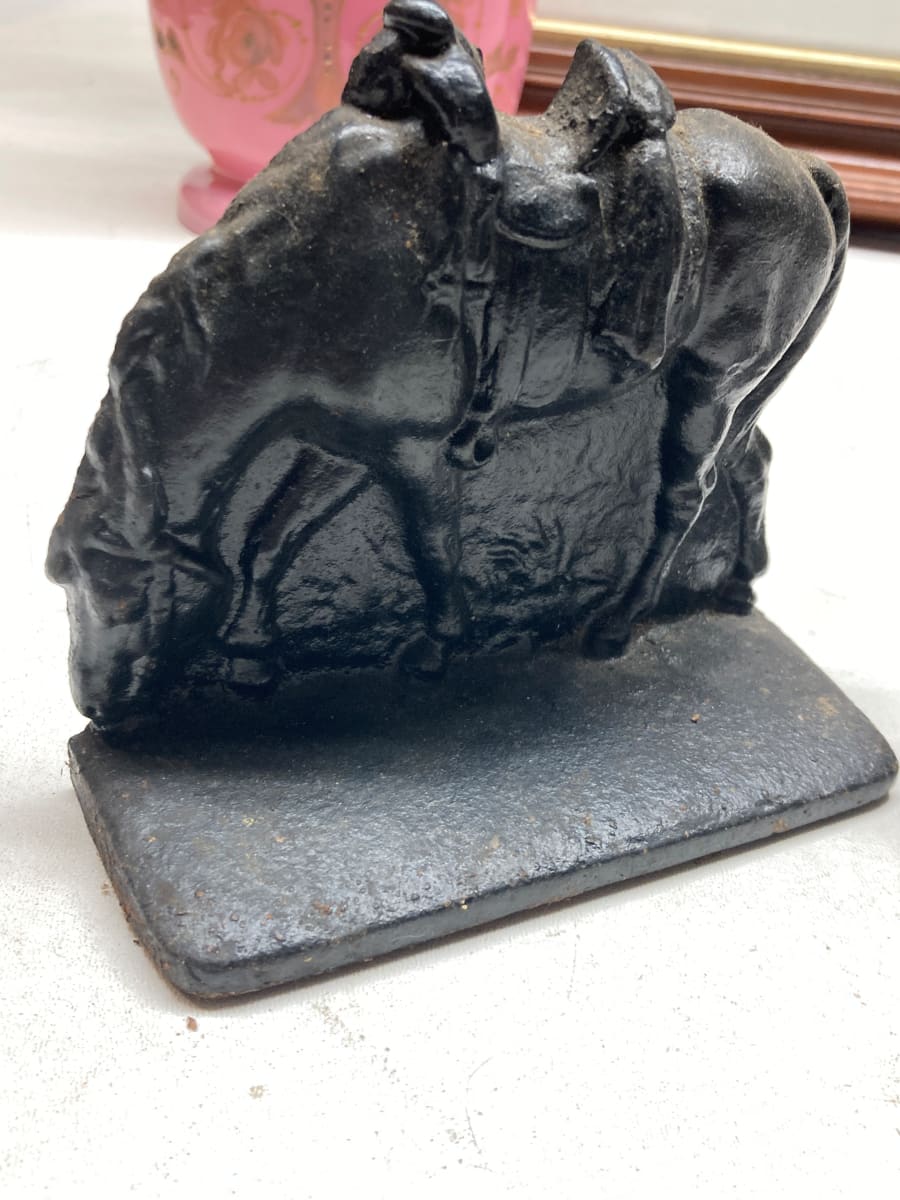 Pair of IRON horse bookends 