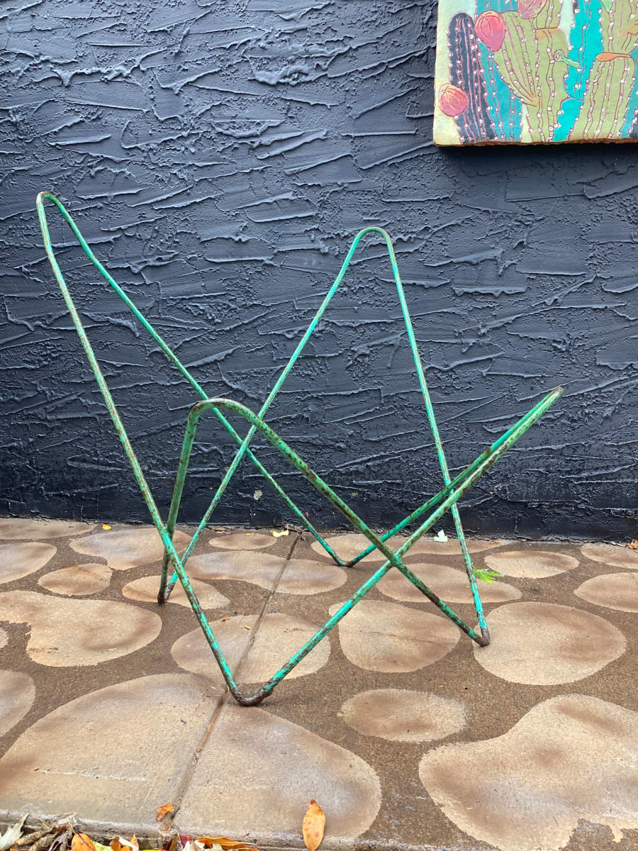 Pair of Knoll Ferrari-hardoy butterfly chairs 