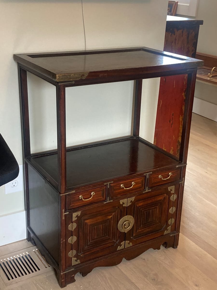 Korean cabinet 