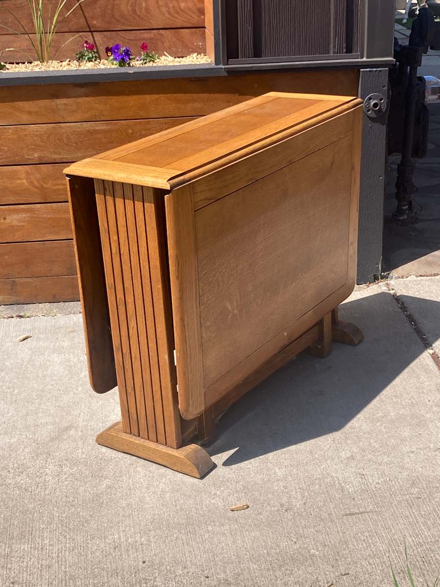 Art Deco drop leaf table 