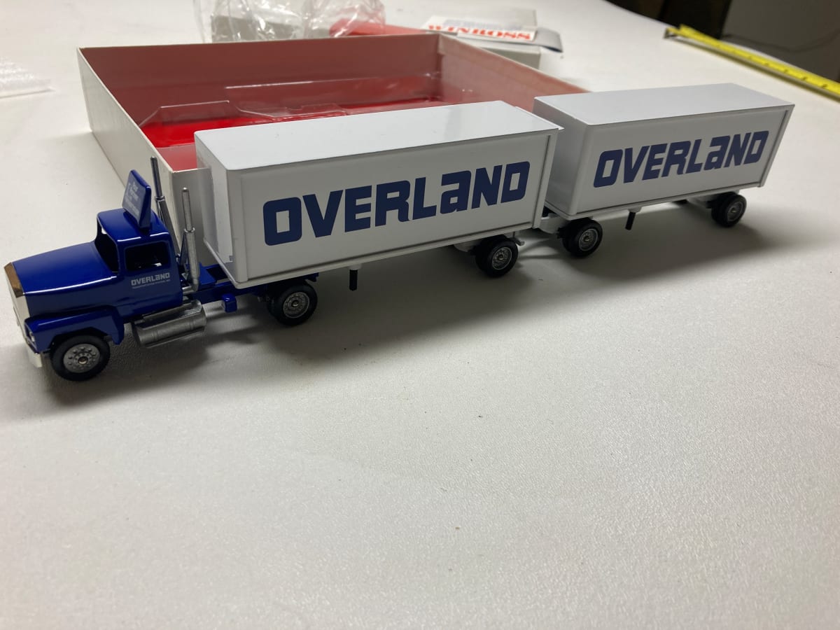 WINROSS die cast OVERLAND double pup truck 