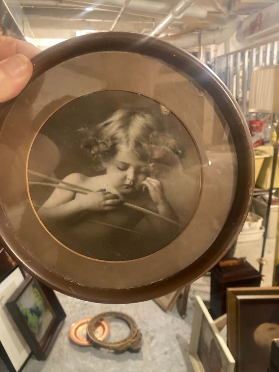 framed cherub lithograph, Image 1.