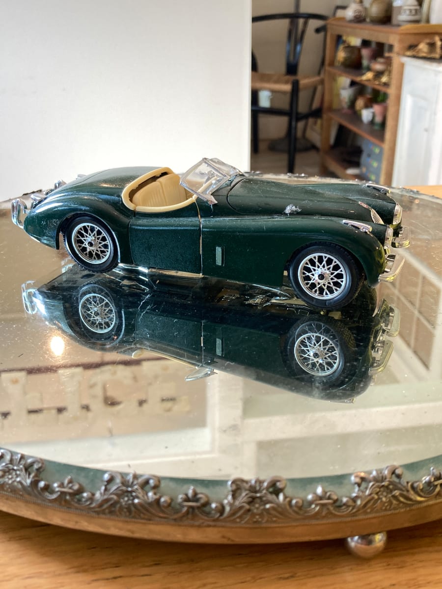 Die cast vintage Jaguar, Image 4.