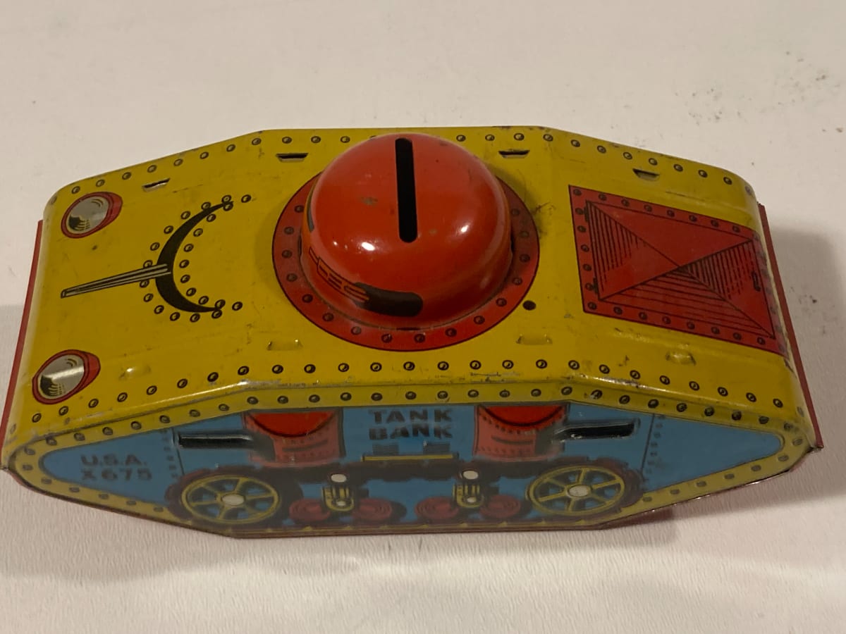 Tin toy tank bank, Image 1.