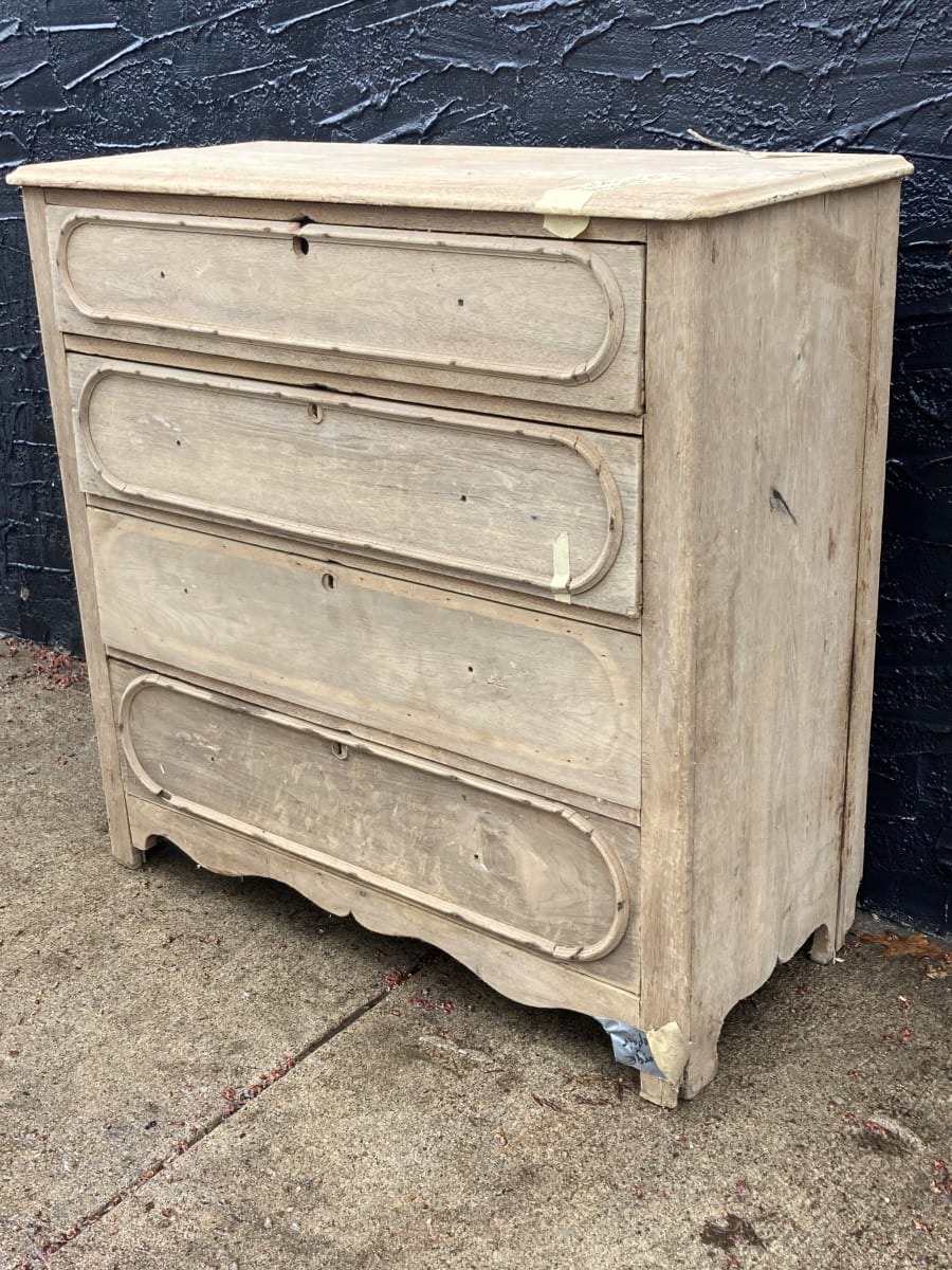 Primitive 4 drawer chest 