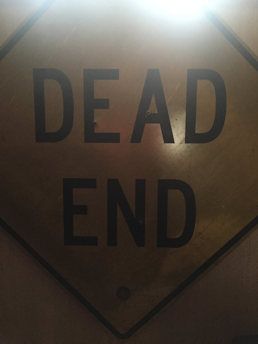 DEAD END street sign 