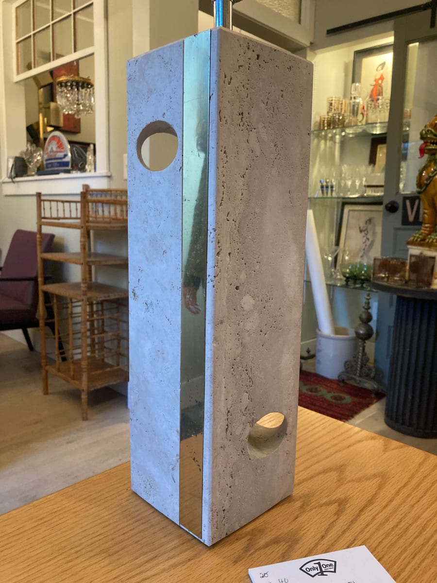 Post modern marble lamp with brass strip 