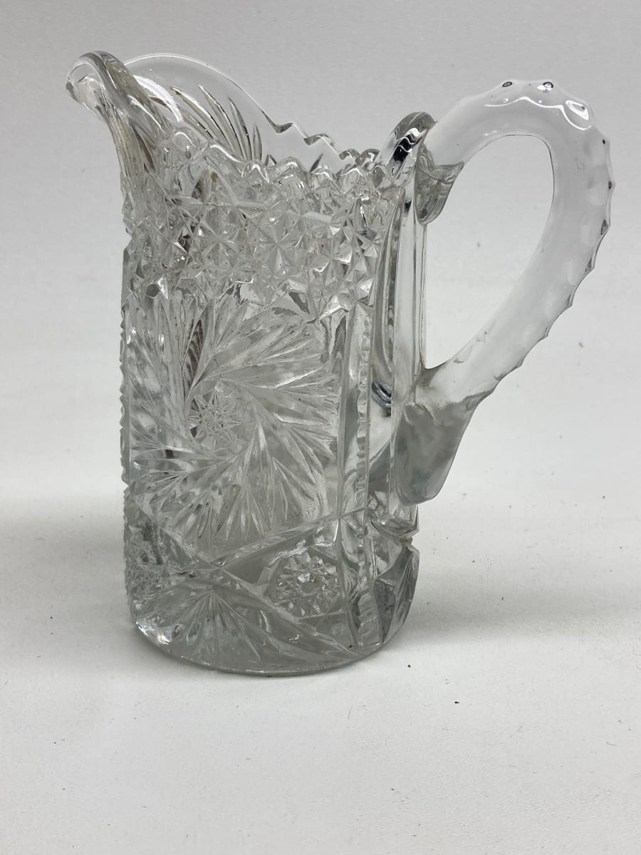 EAPG small 1 quart pressed glass pitcher, Image 4.