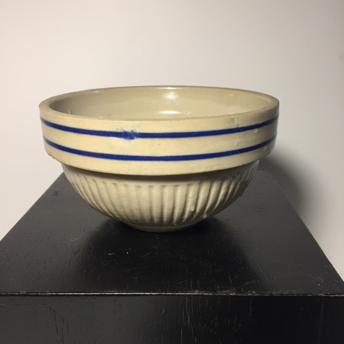 Red Wing mixing bowl 