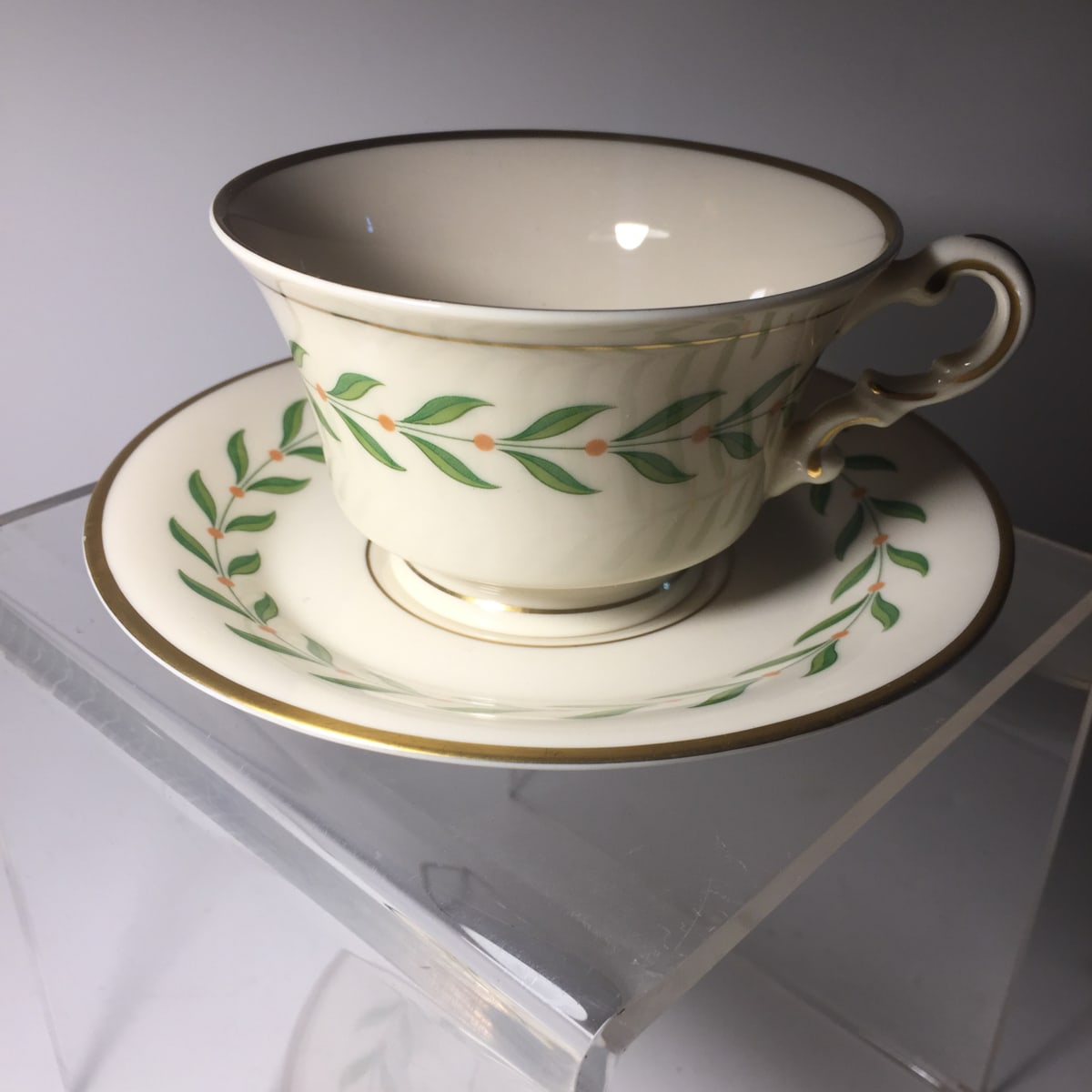 Greenbriar dinner ware 