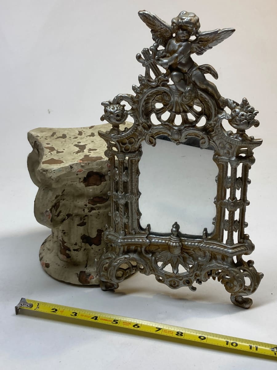 Cherub dresser mirror 