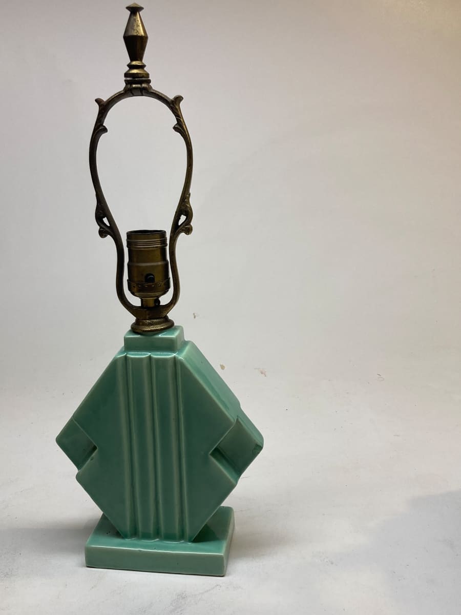 Art Deco pottery table lamp 