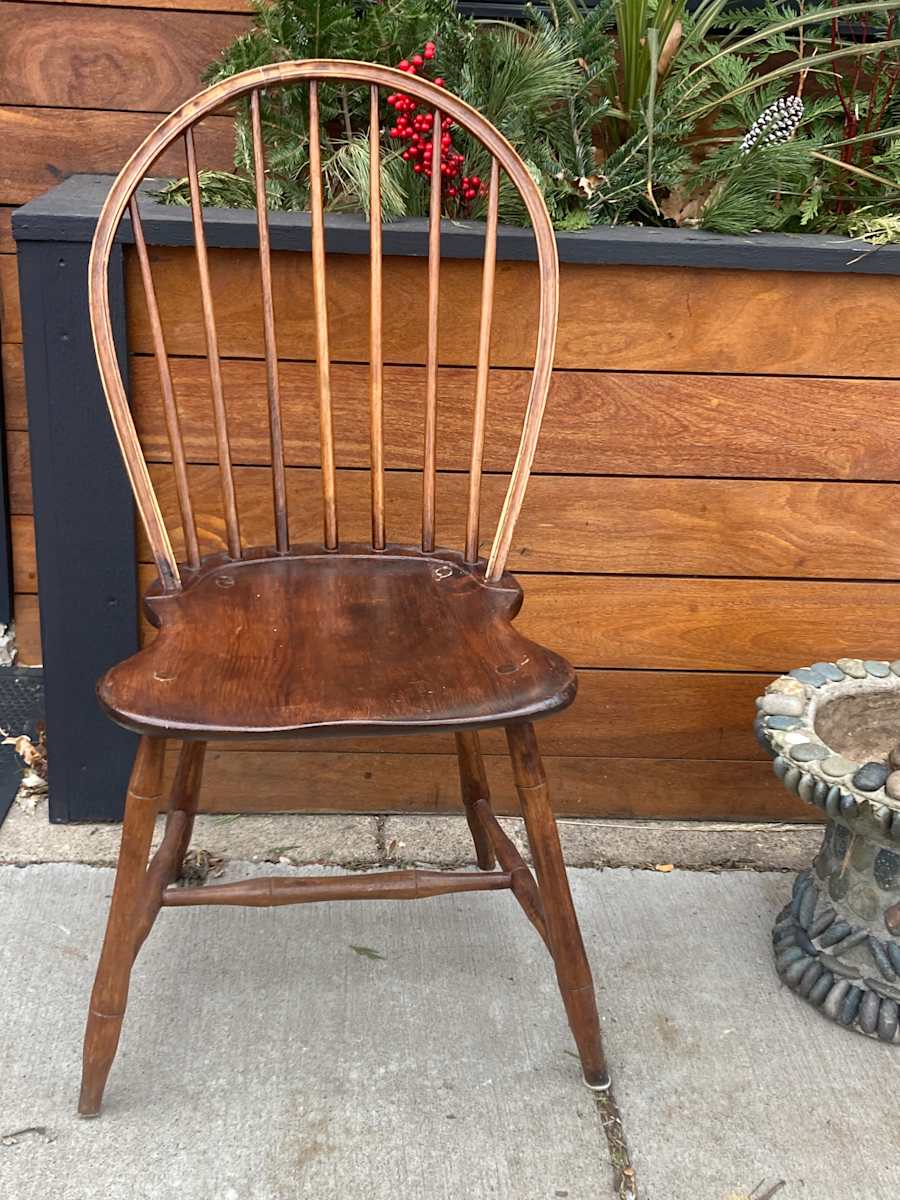 18th century Windsor chair, Image 1.