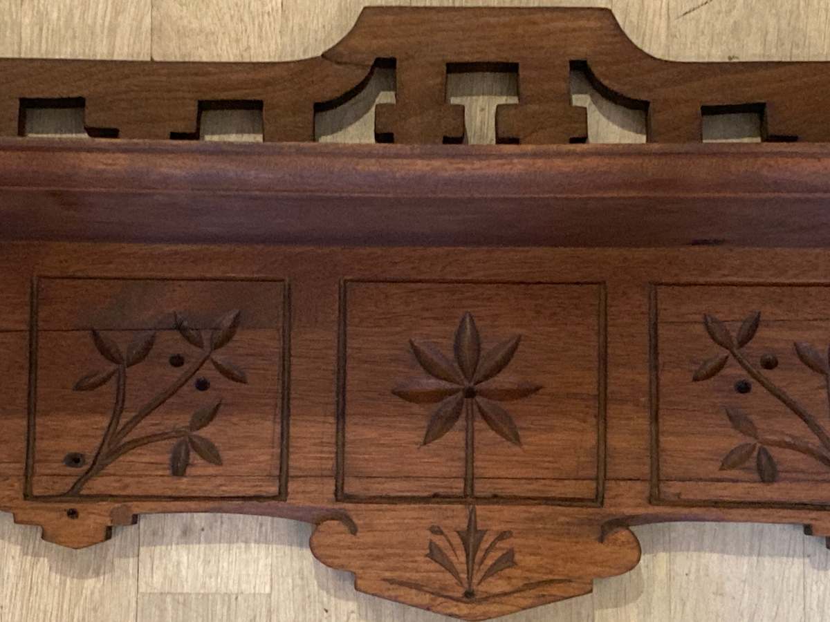 Victorian walnut spoon carved shelf 