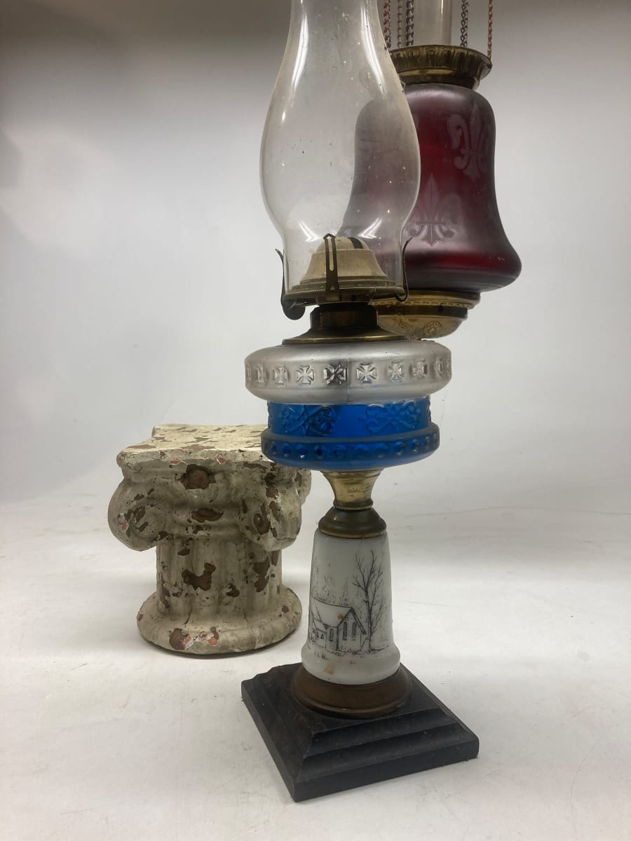 Hand painted Victorian Kerosene lamp 