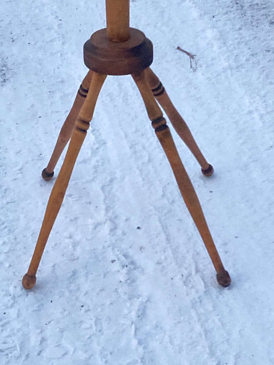 Primitive early American coat tree 