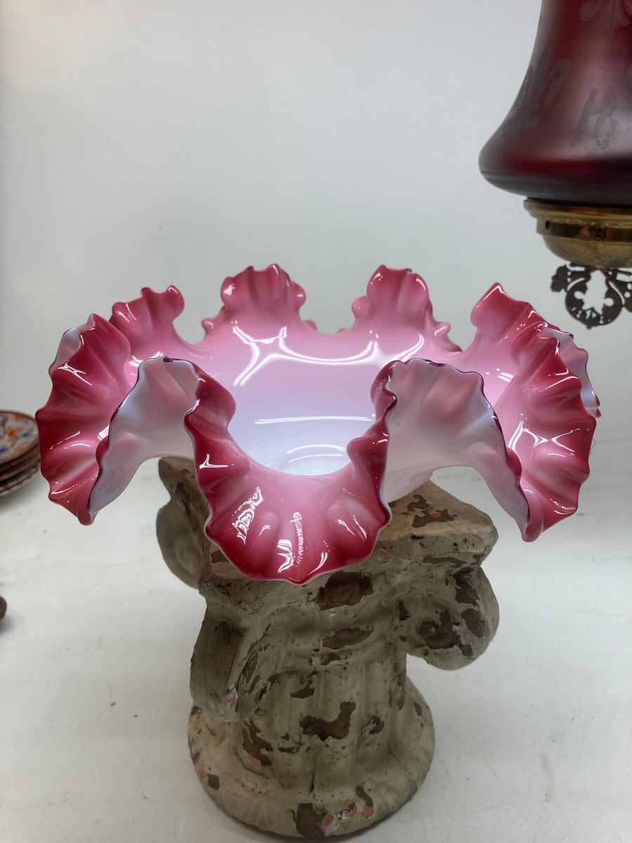 Victorian pink ruffle brides bowl 