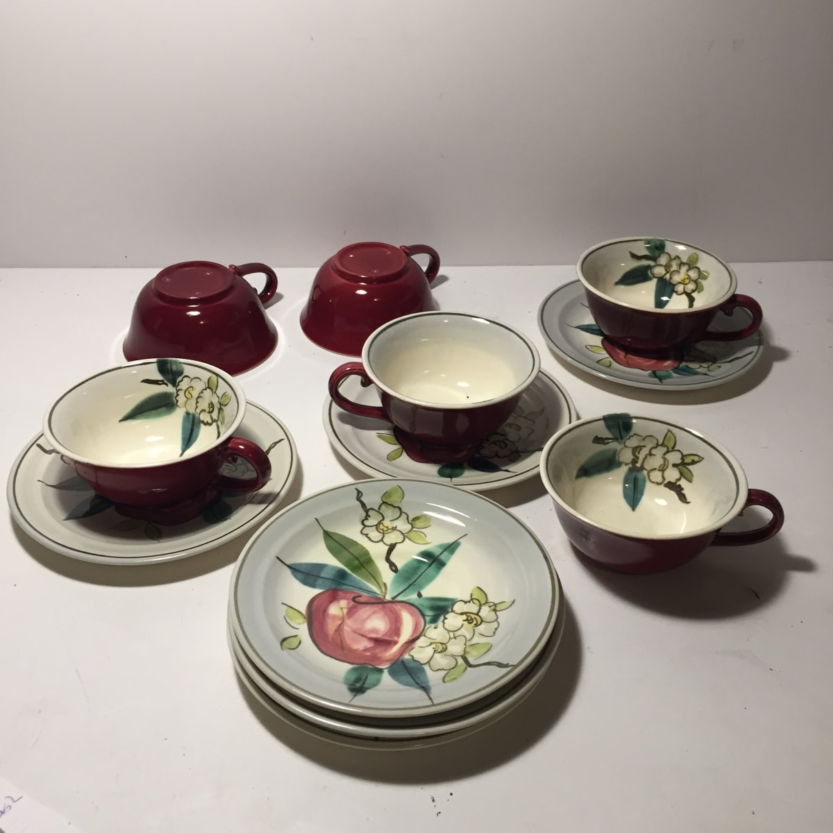 Red Wing apple motif cups and saucers 