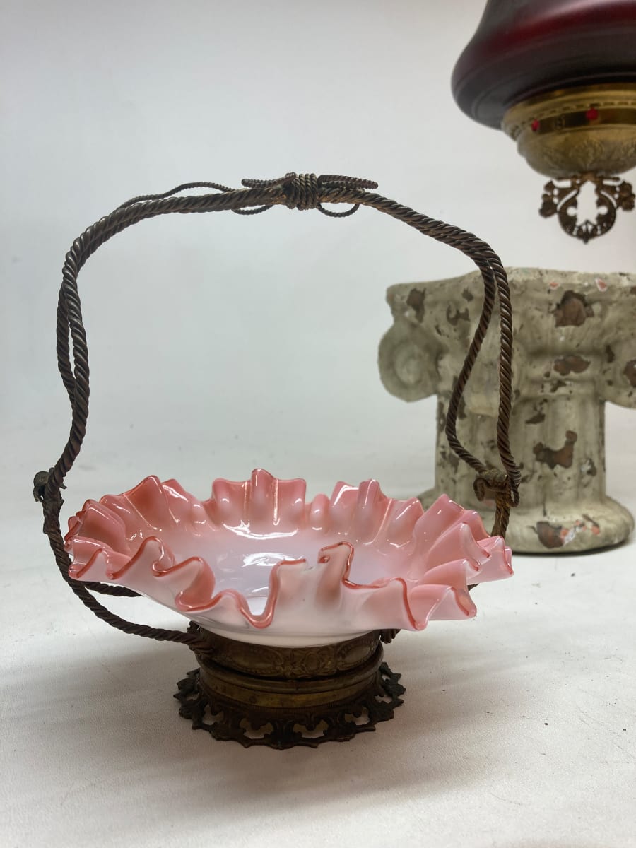 Small brides basket with peach glass dish 