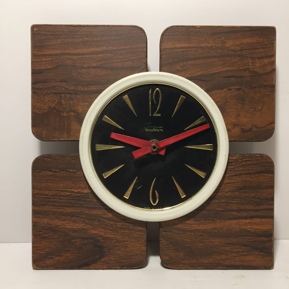 mid century Verichron kitchen wall clock 