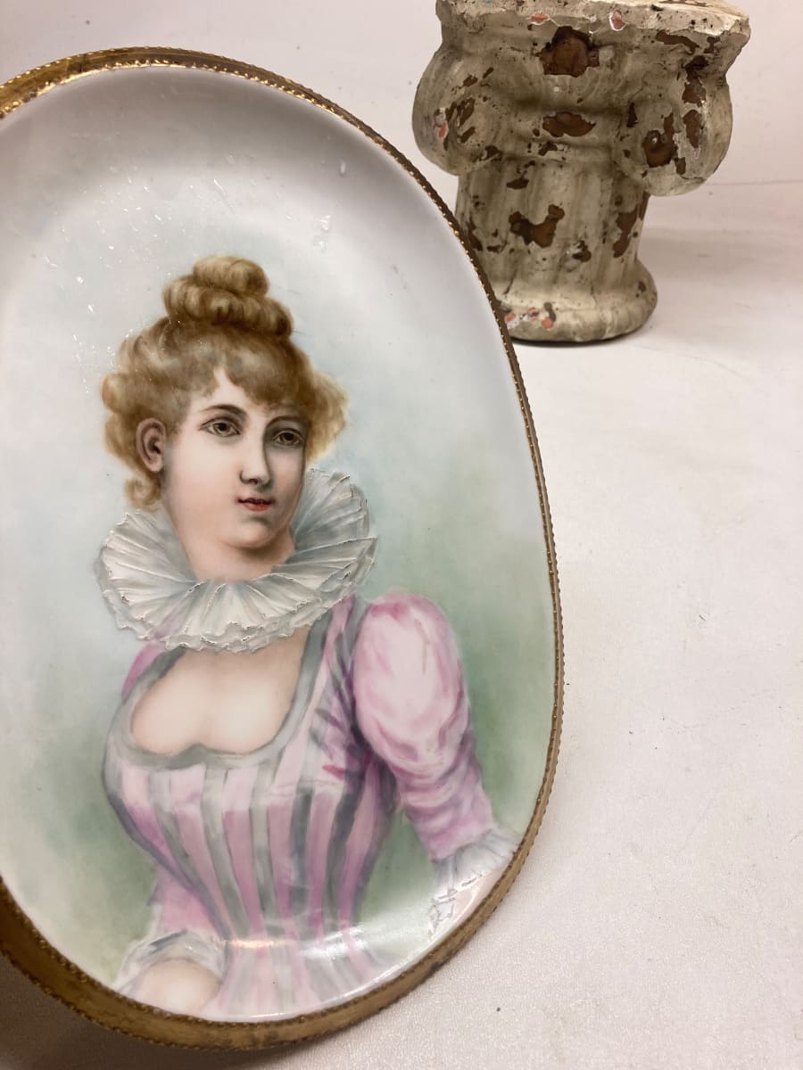 hand painted Victorian porcelain lady oval plate 