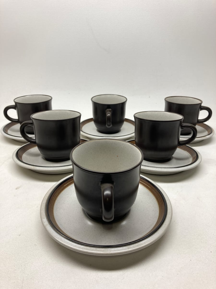 set of 6 Folkstone cups and saucers 