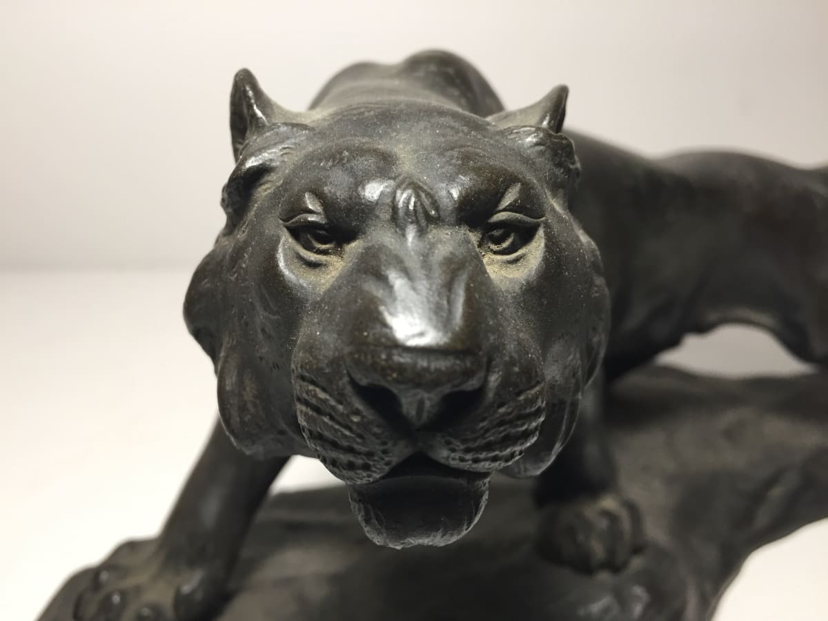 Meiji bronze lion  sculpture 