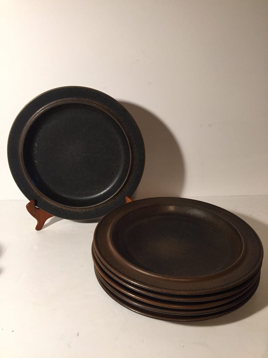 Arabia 10" "Ruska" dinner plate(s), Image 1.