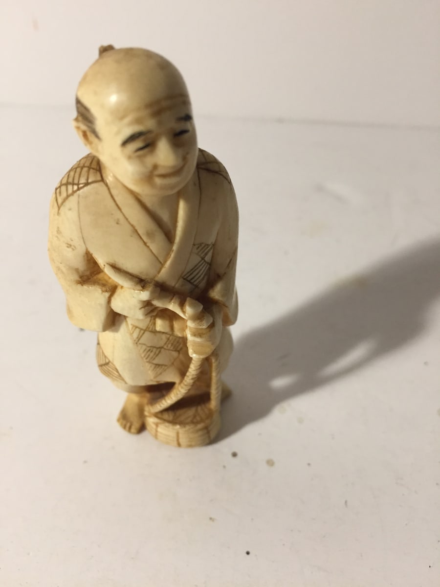 Ivory figure, Image 1.