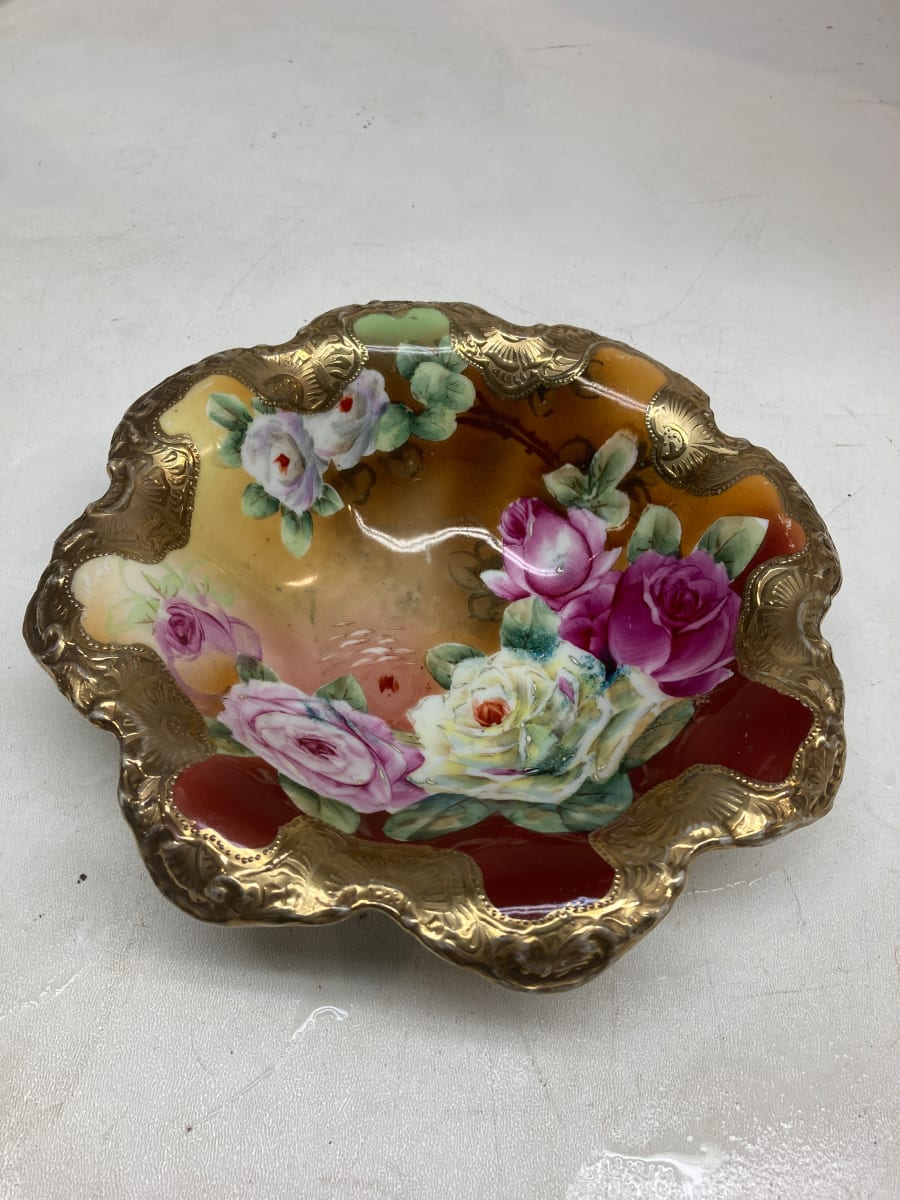 Hand decorated rose painted dish, Image 2.