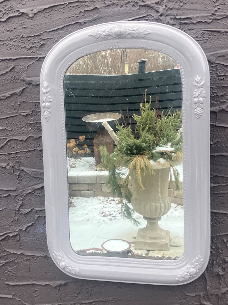 Framed Victorian arched mirror, Image 6.