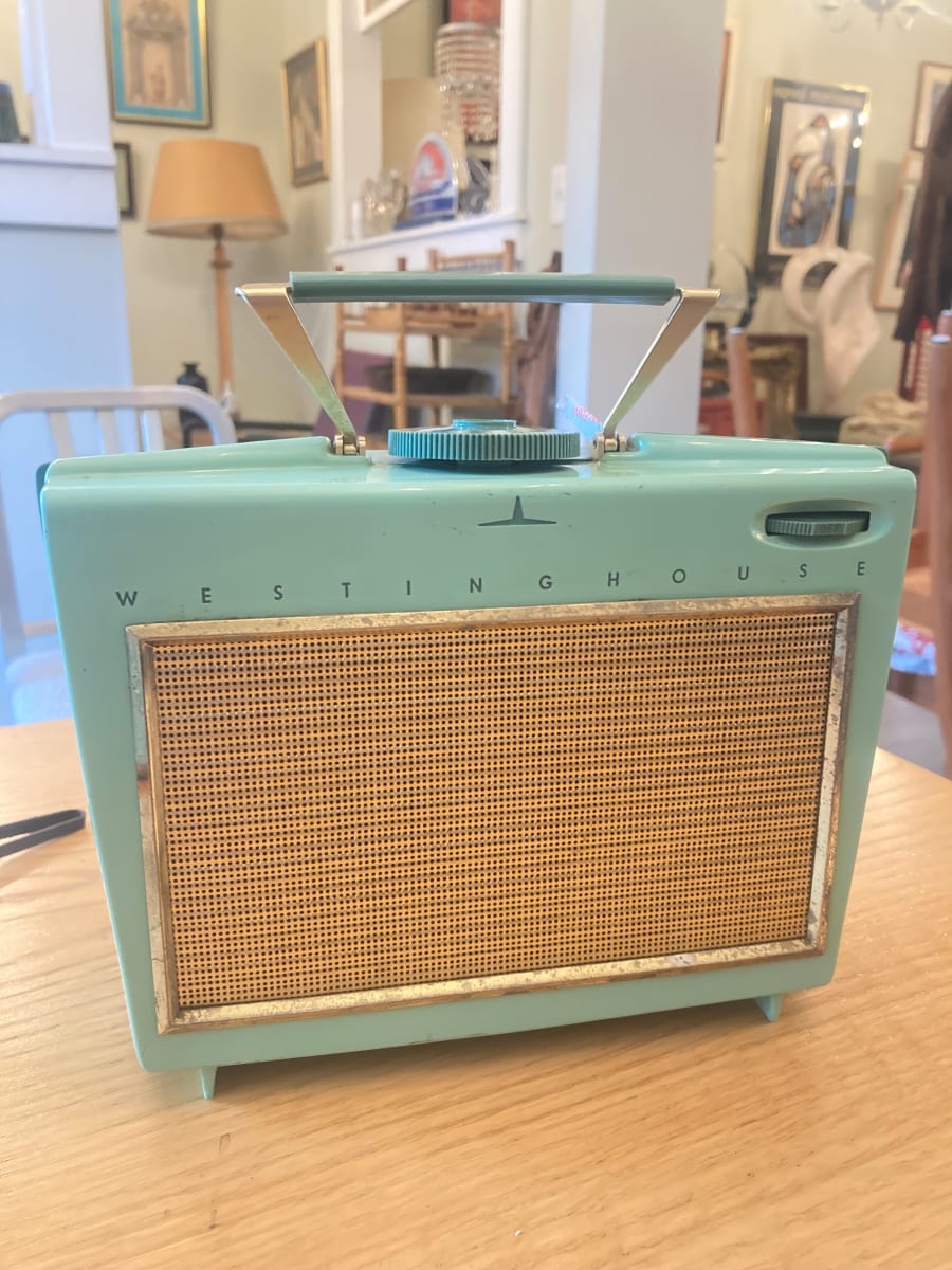 Westinghouse portable green radio 