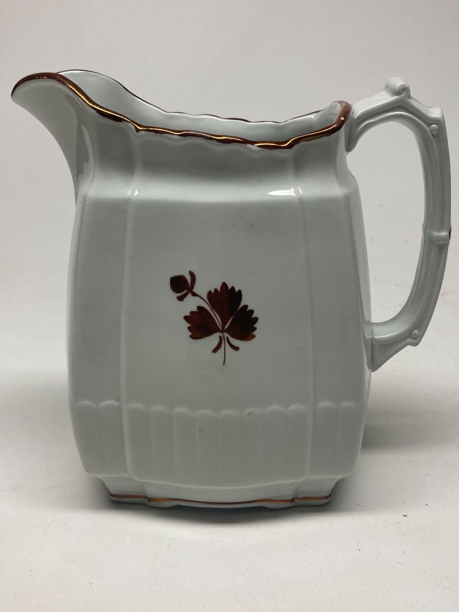 Tea leaf  porcelain pitcher 