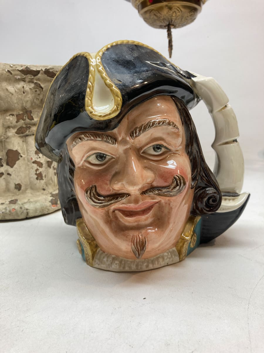Royal Doulton mug captain Morgan, Image 2.