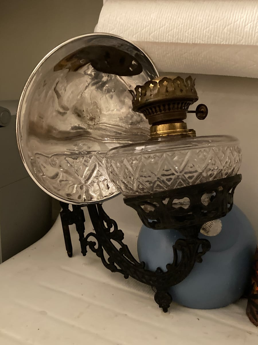 Victorian wall mounted oil lamp with reflector, Image 2.