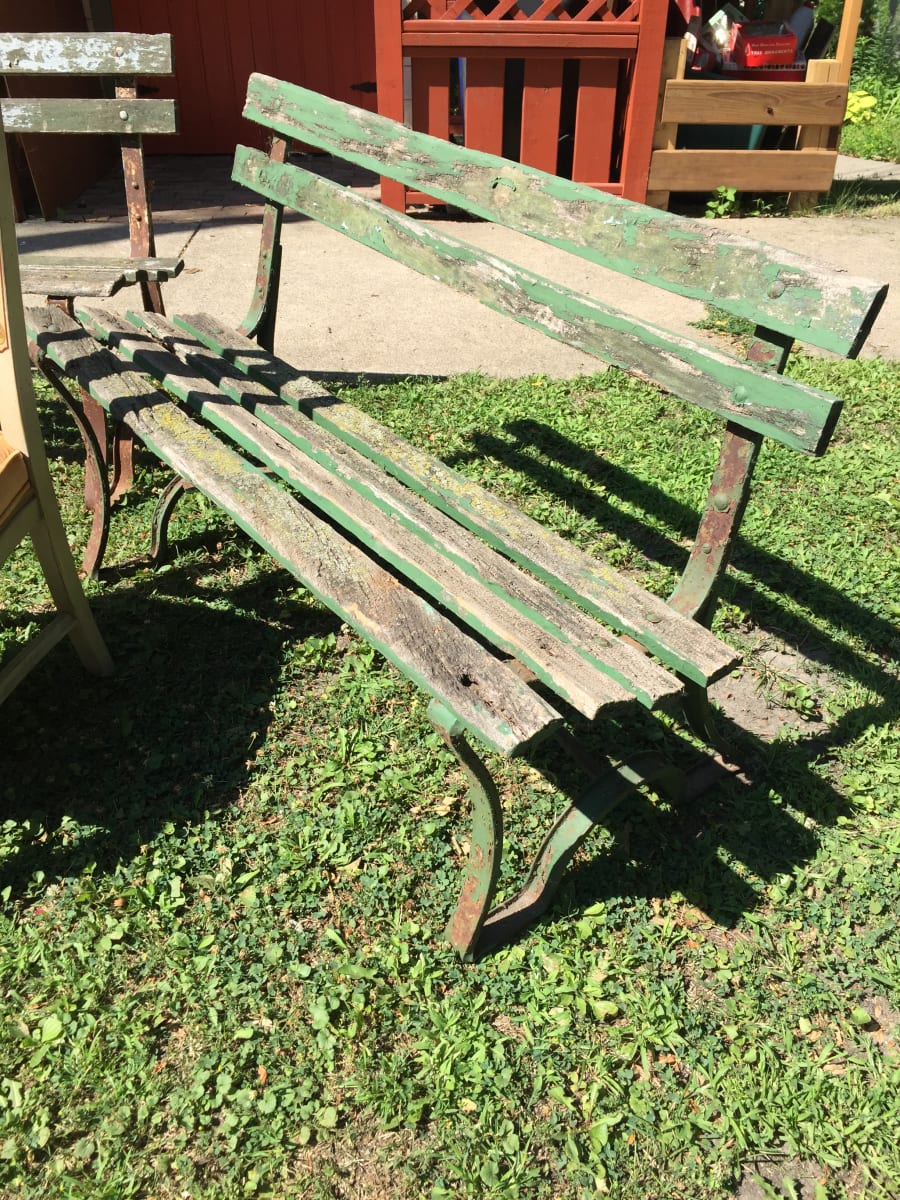 Garden bench 