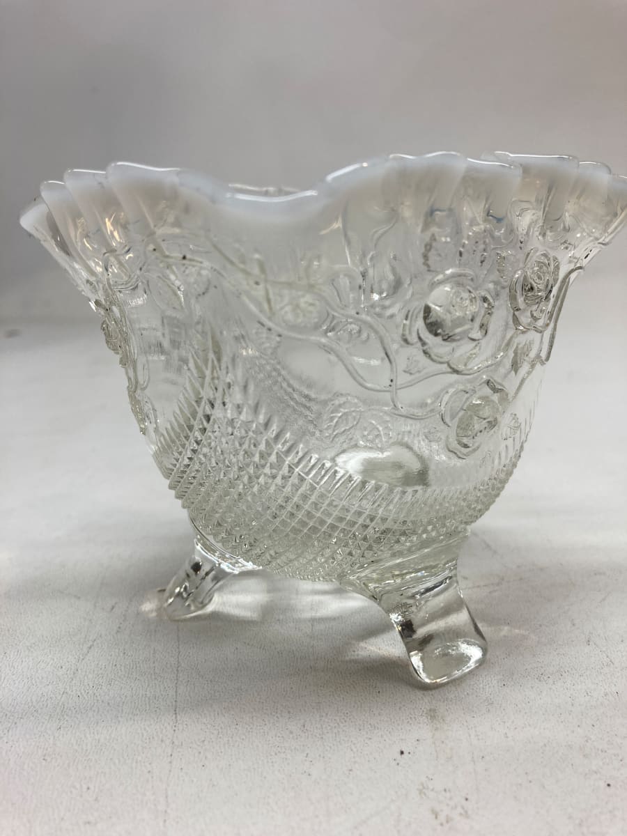 Jefferson Opalescent  three legged vase, Image 3.