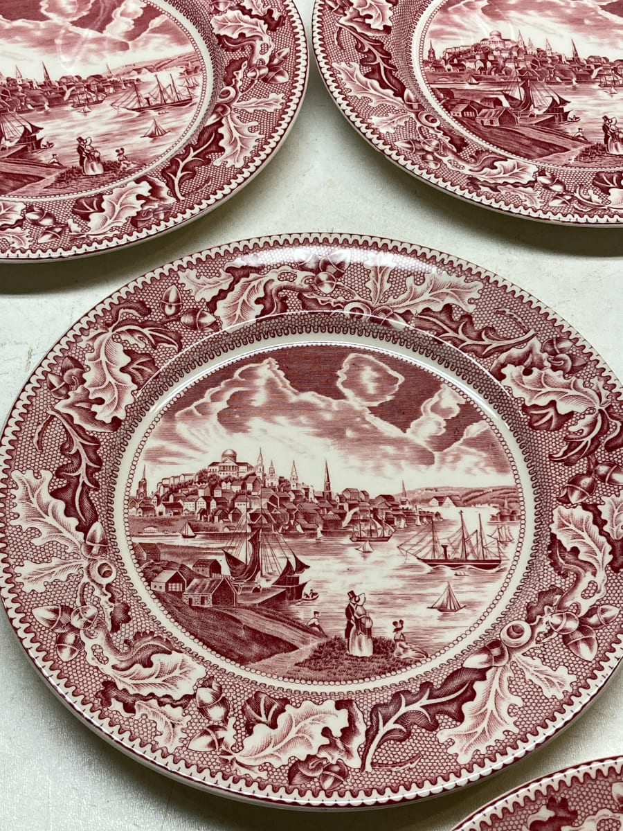 set of 15 red and white dinner plates 