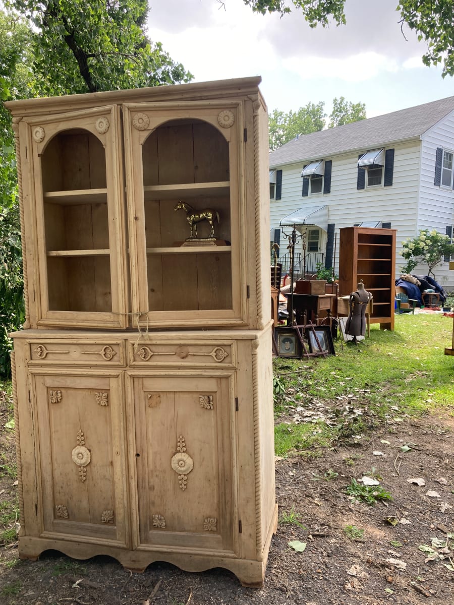 Primitive Pine step back pine cupboard 