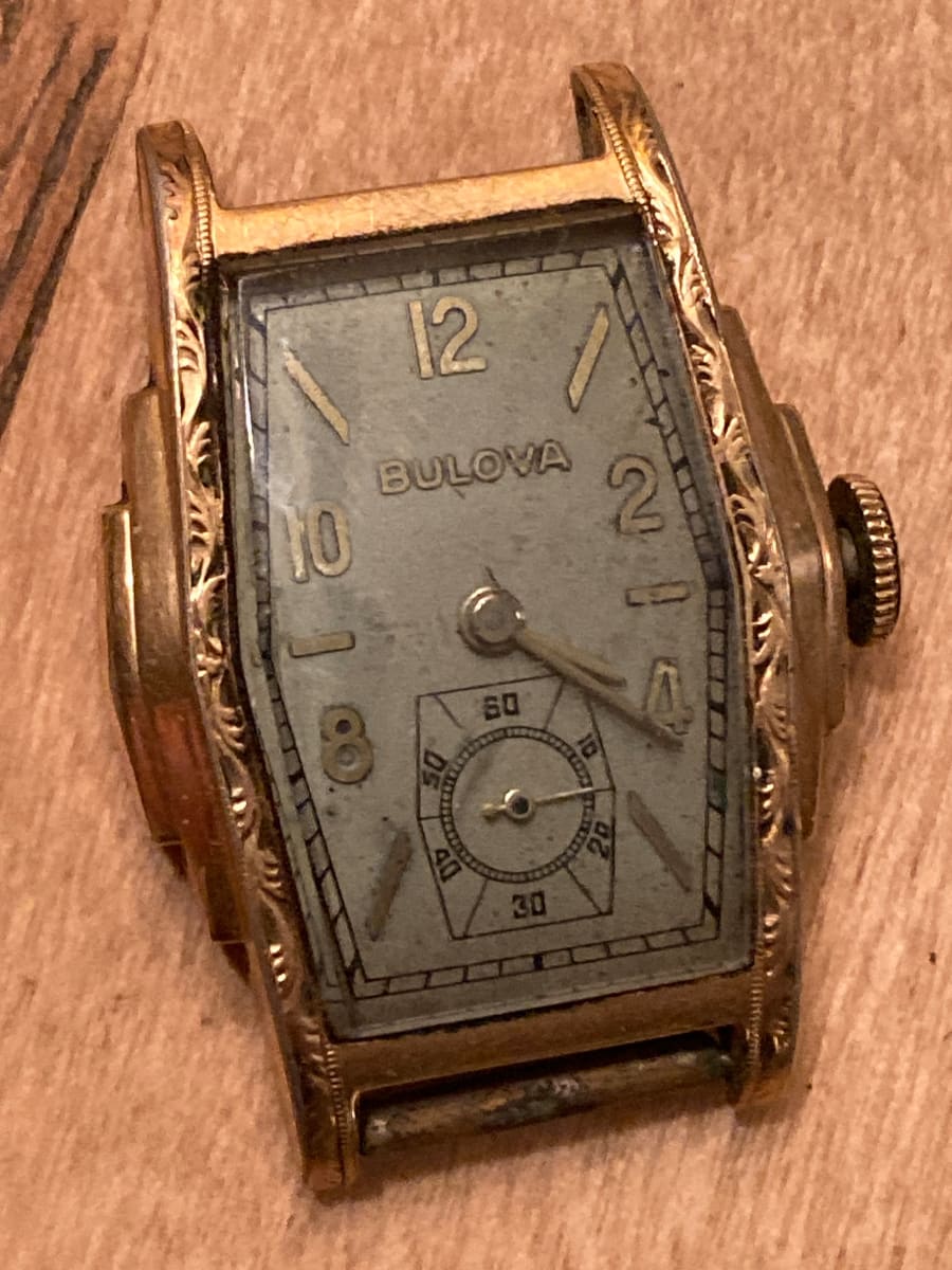 Bulova mens curvex, Image 3.