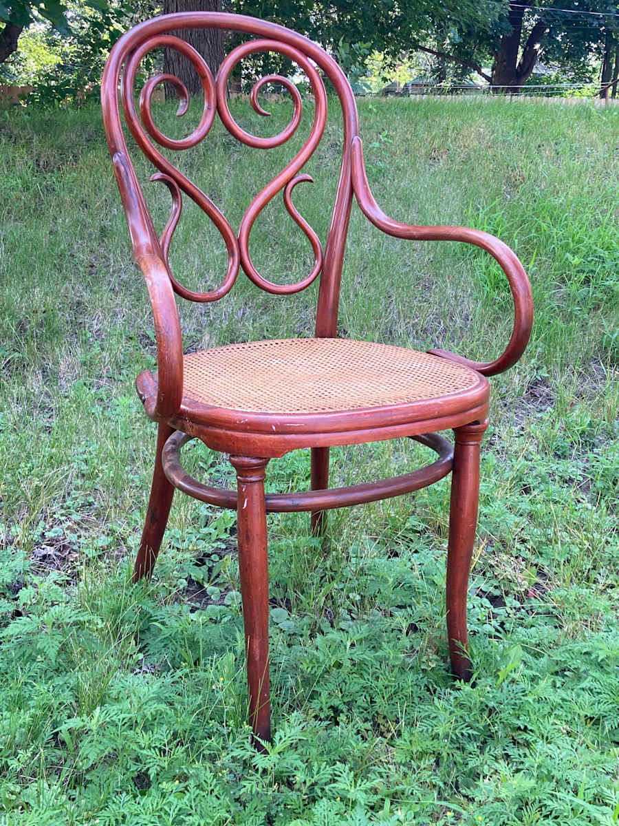 Thonet arm chair, Image 1.