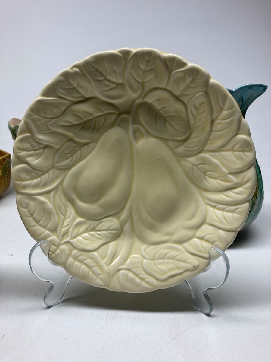 White pear shaped Majolica plate 