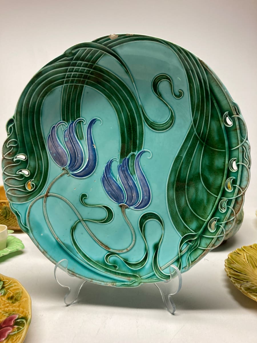 Art Nouveau Majolica plate 