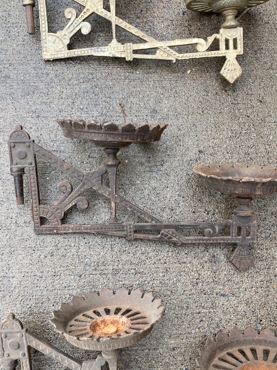 Cast iron double Victorian kerosene light wall bracket 