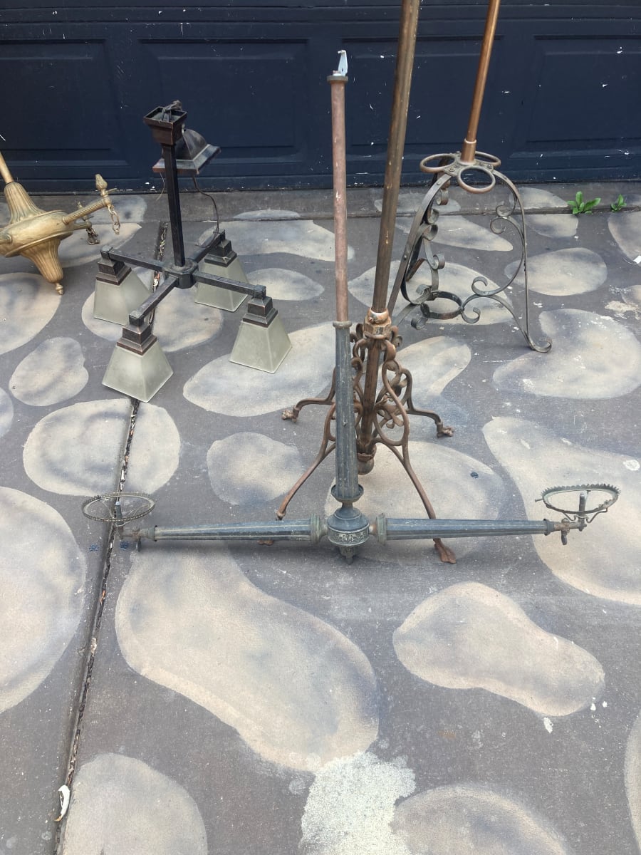 Hard to find Victorian double arm light, Image 7.