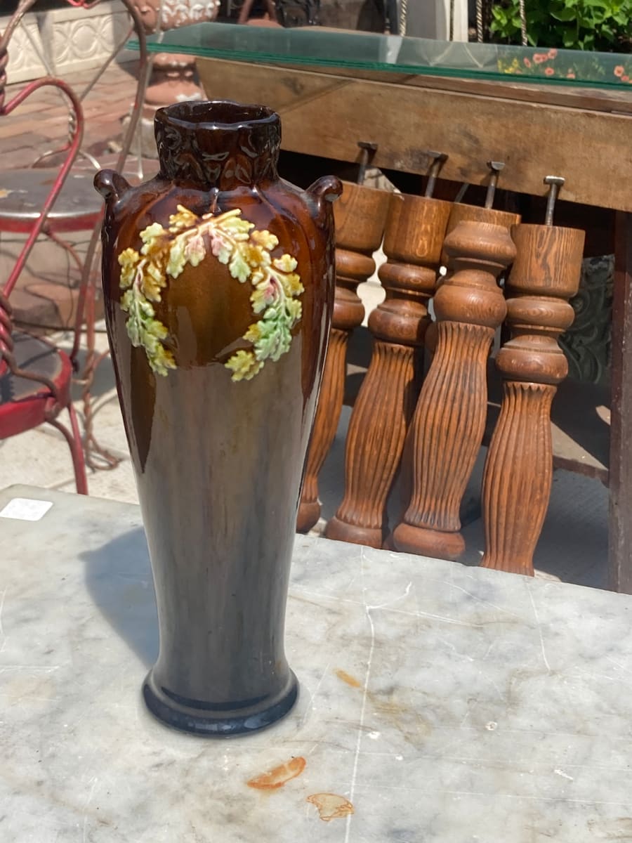 Peters and Reed pottery vase, Image 1.