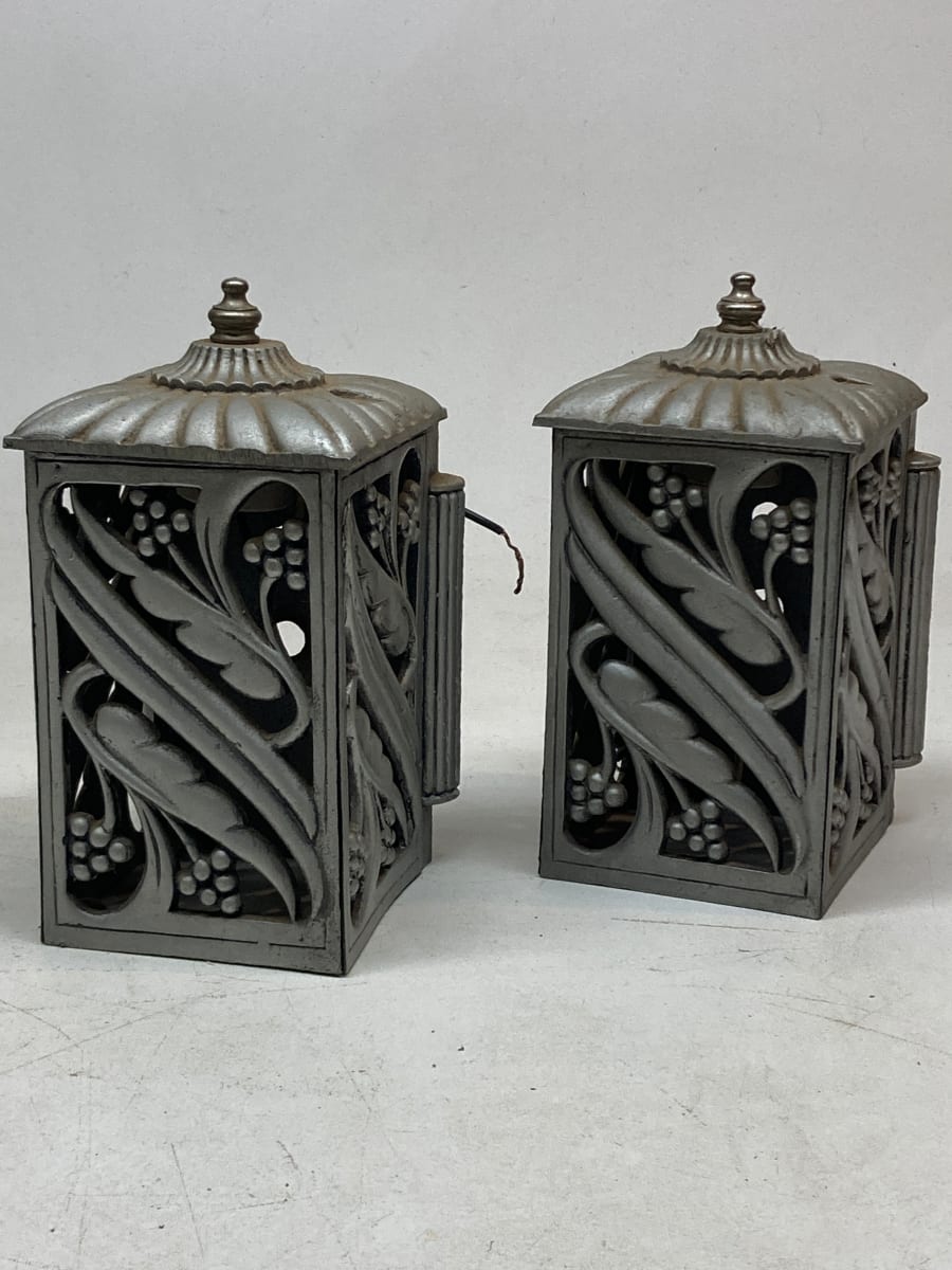 Pair of Art Deco sconces 